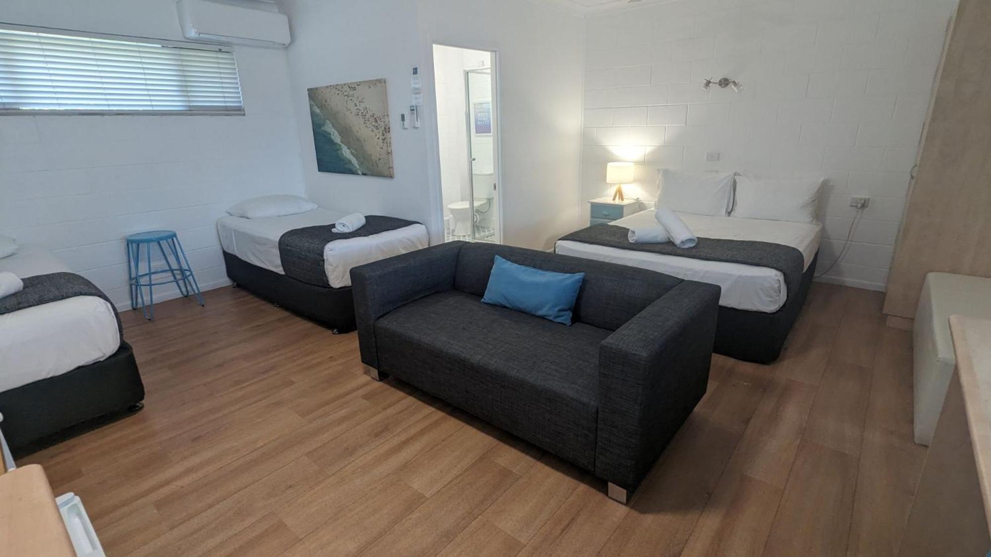 Moffat Beach Motel Калаундра Екстер'єр фото