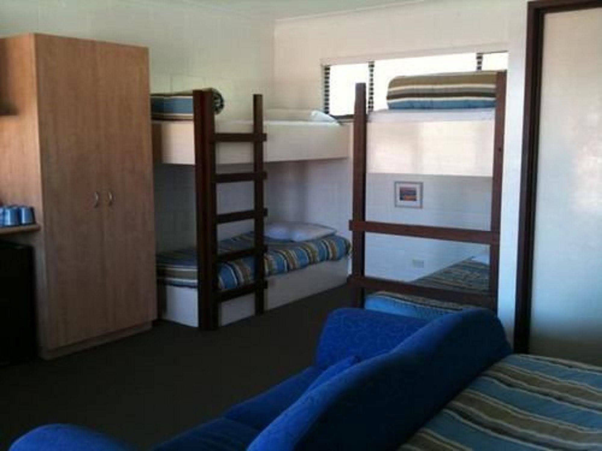 Moffat Beach Motel Калаундра Екстер'єр фото